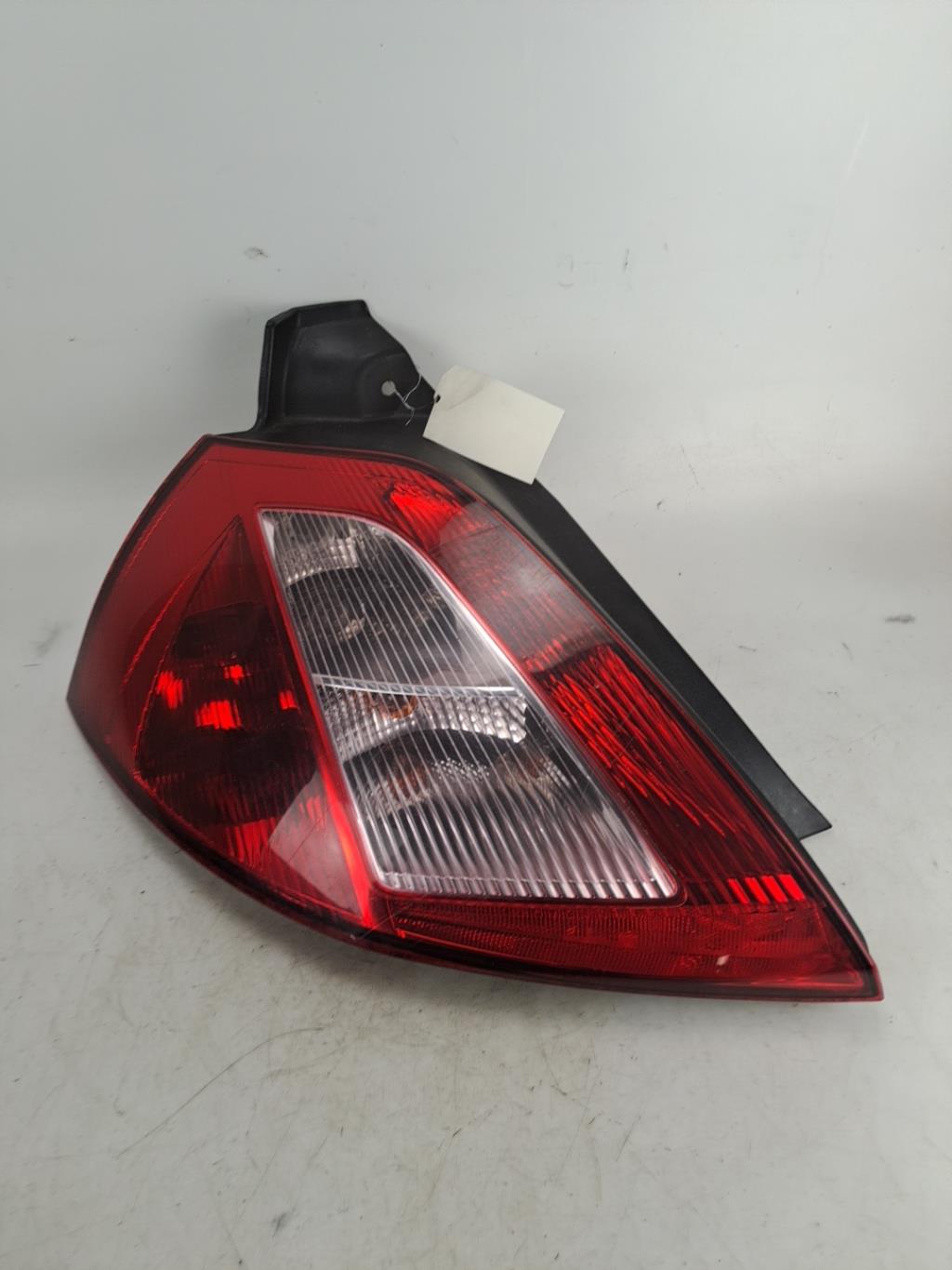 Fanale posteriore principale sinistro (luci) RENAULT LAGUNA 2 PHASE 1 BREAK Diésel - 1
