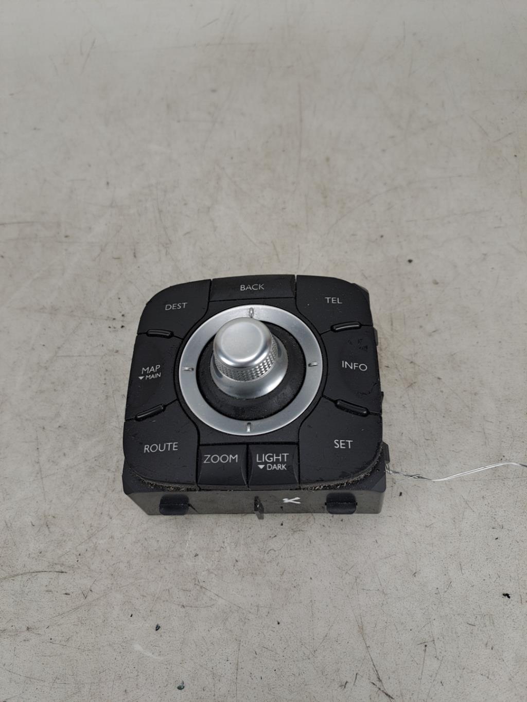 Commande GPS RENAULT LAGUNA 2 PHASE 2 Diesel - 1