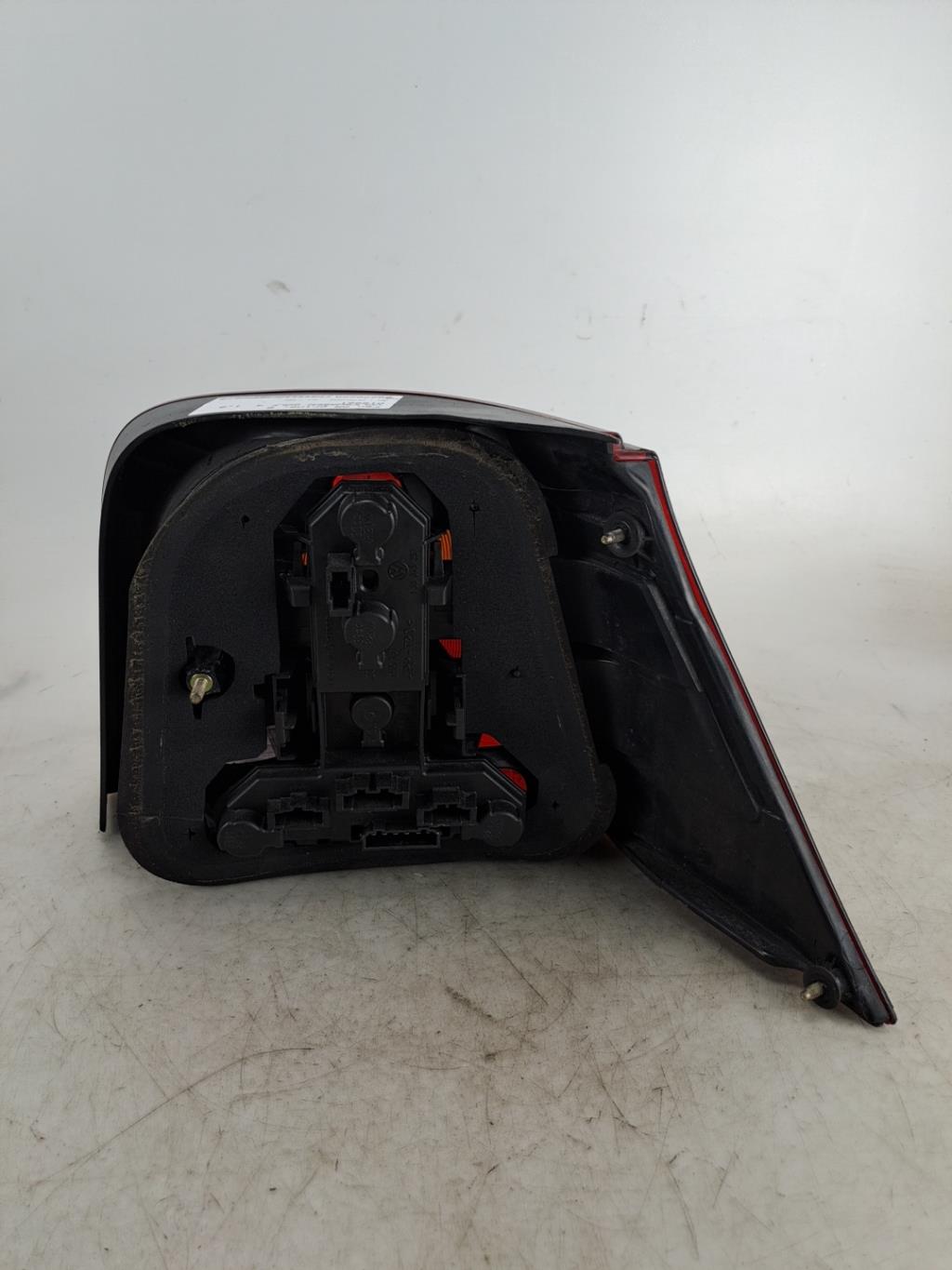 Fanale posteriore principale sinistro (luci) VOLKSWAGEN GOLF 4 Diésel - 1