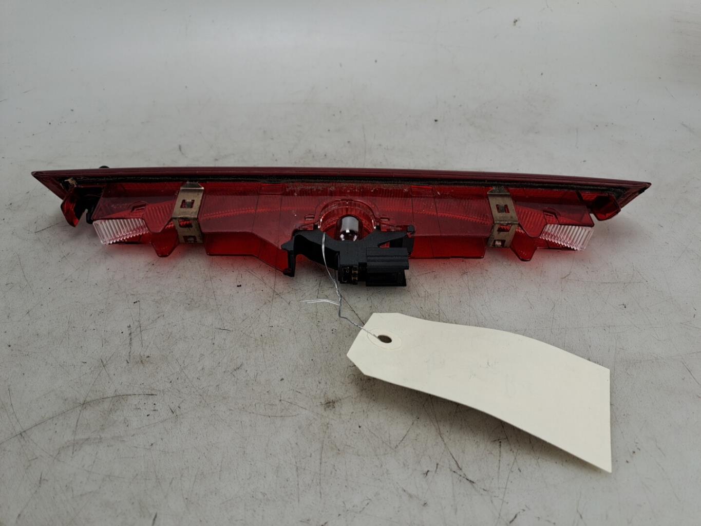 Feu arriere stop central RENAULT CLIO 3 PHASE 1 BREAK  - 1