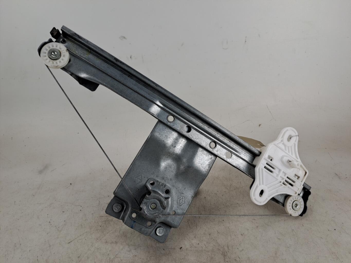 Alzacristalli manuale posteriore sinistro RENAULT CLIO 4 PHASE 1 Diésel - 1