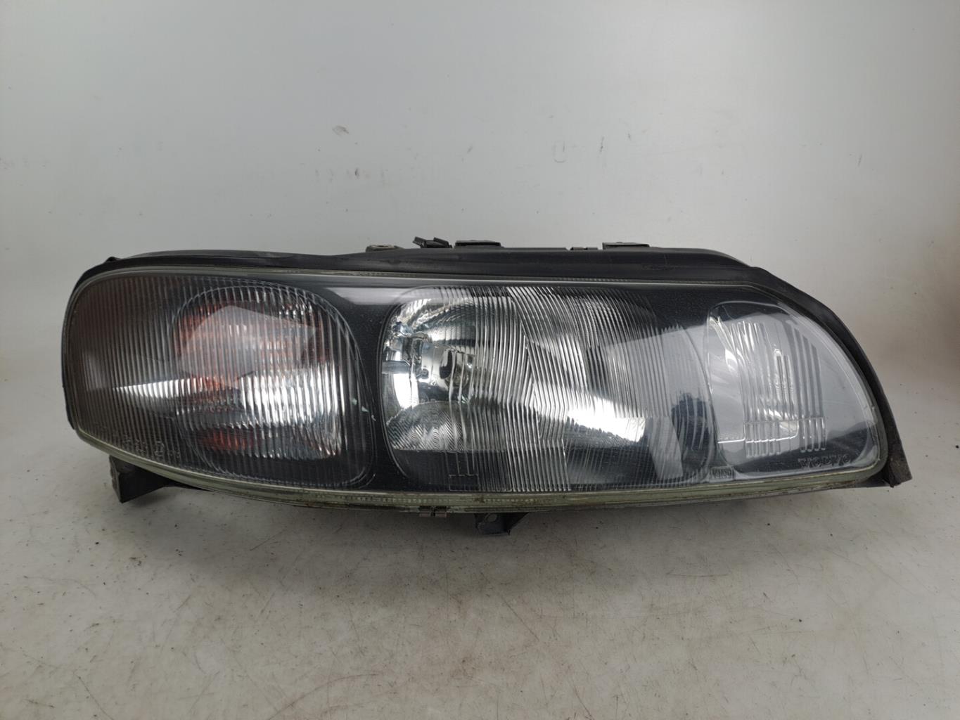 Gruppo ottico anteriore principale destro (luci)(faro) VOLVO S 60 1 PHASE 1 Gasolina - 1