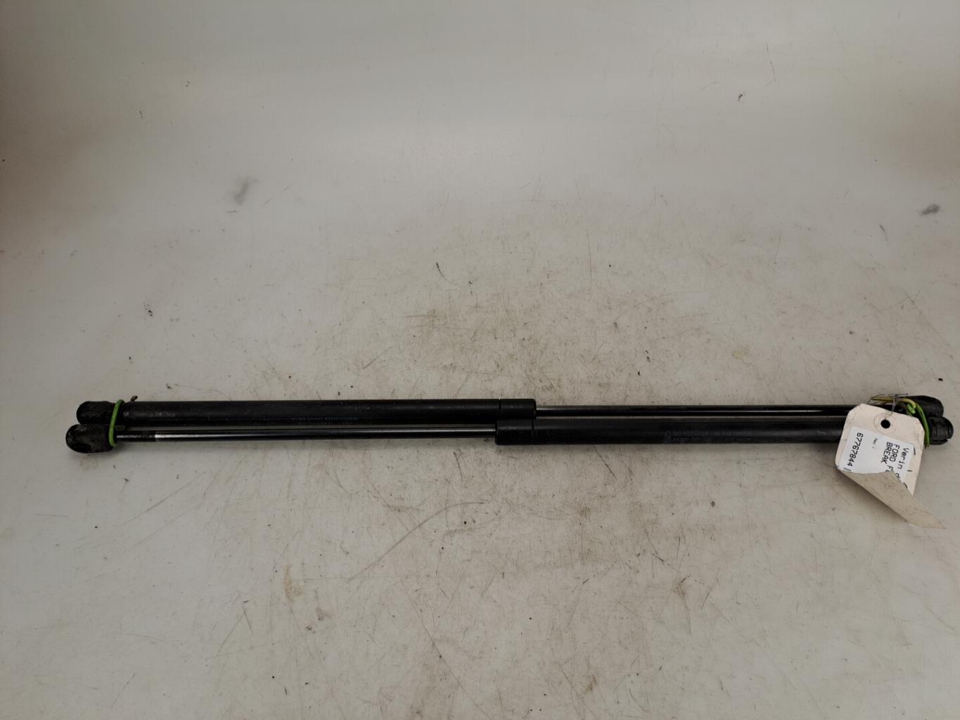 Verin de coffre FORD FOCUS 2 PHASE 1 BREAK  - 1
