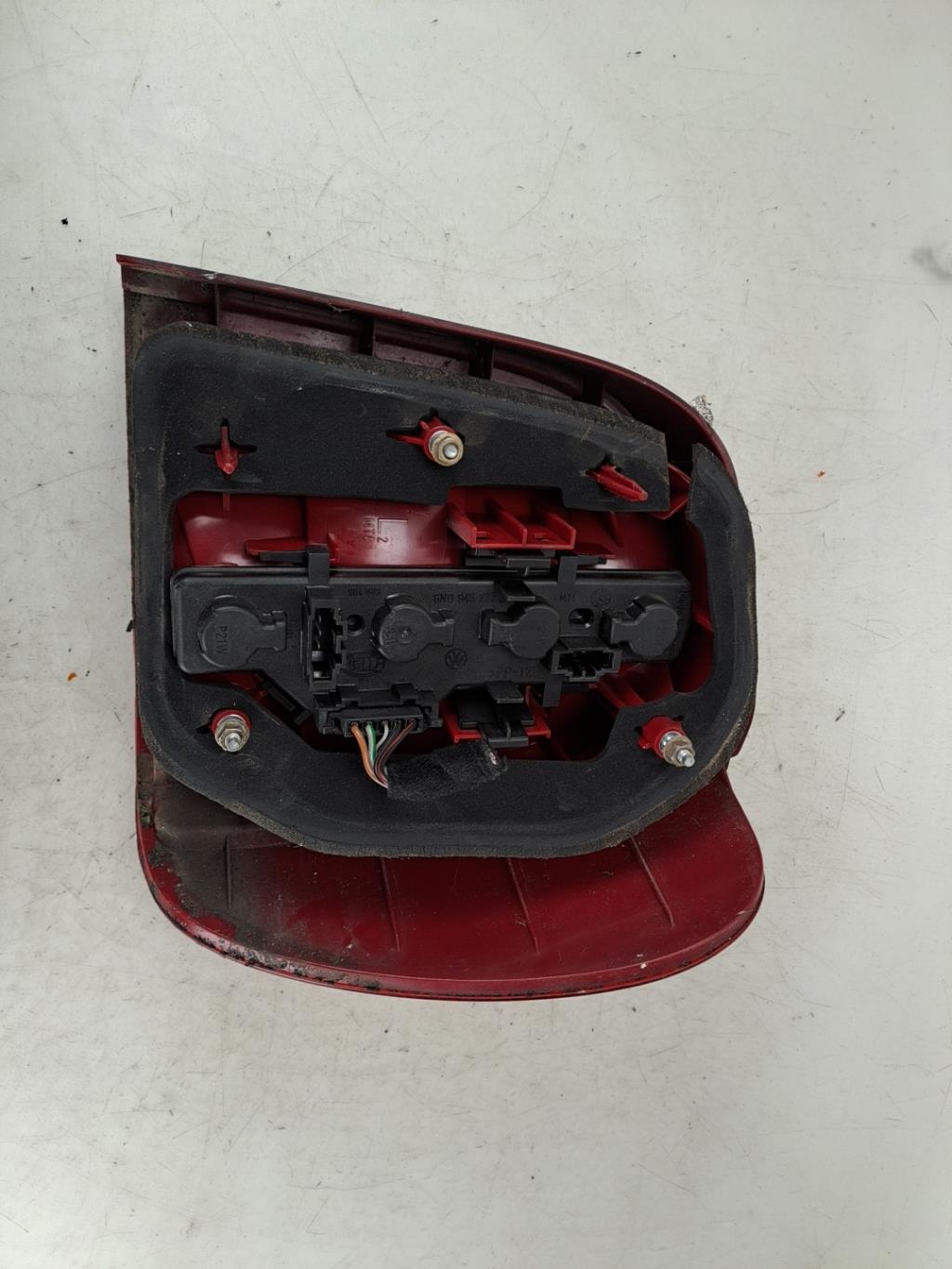 Fanale posteriore principale sinistro (luci) VOLKSWAGEN POLO 3 PHASE 2 Gasolina - 1