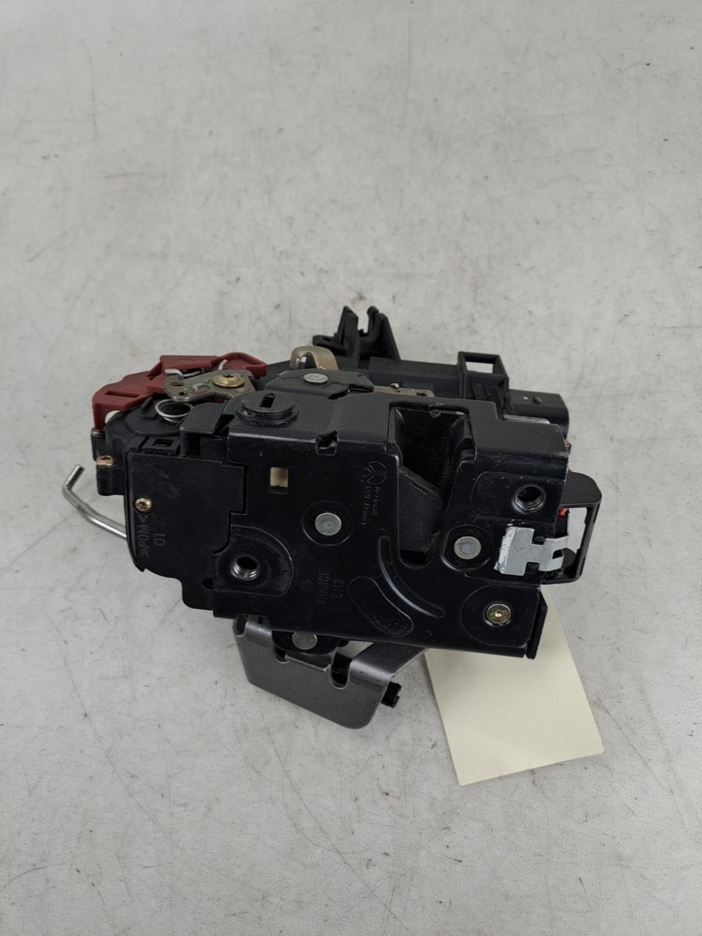 Serrure arriere gauche AUDI A4 2 PHASE 1  - 1