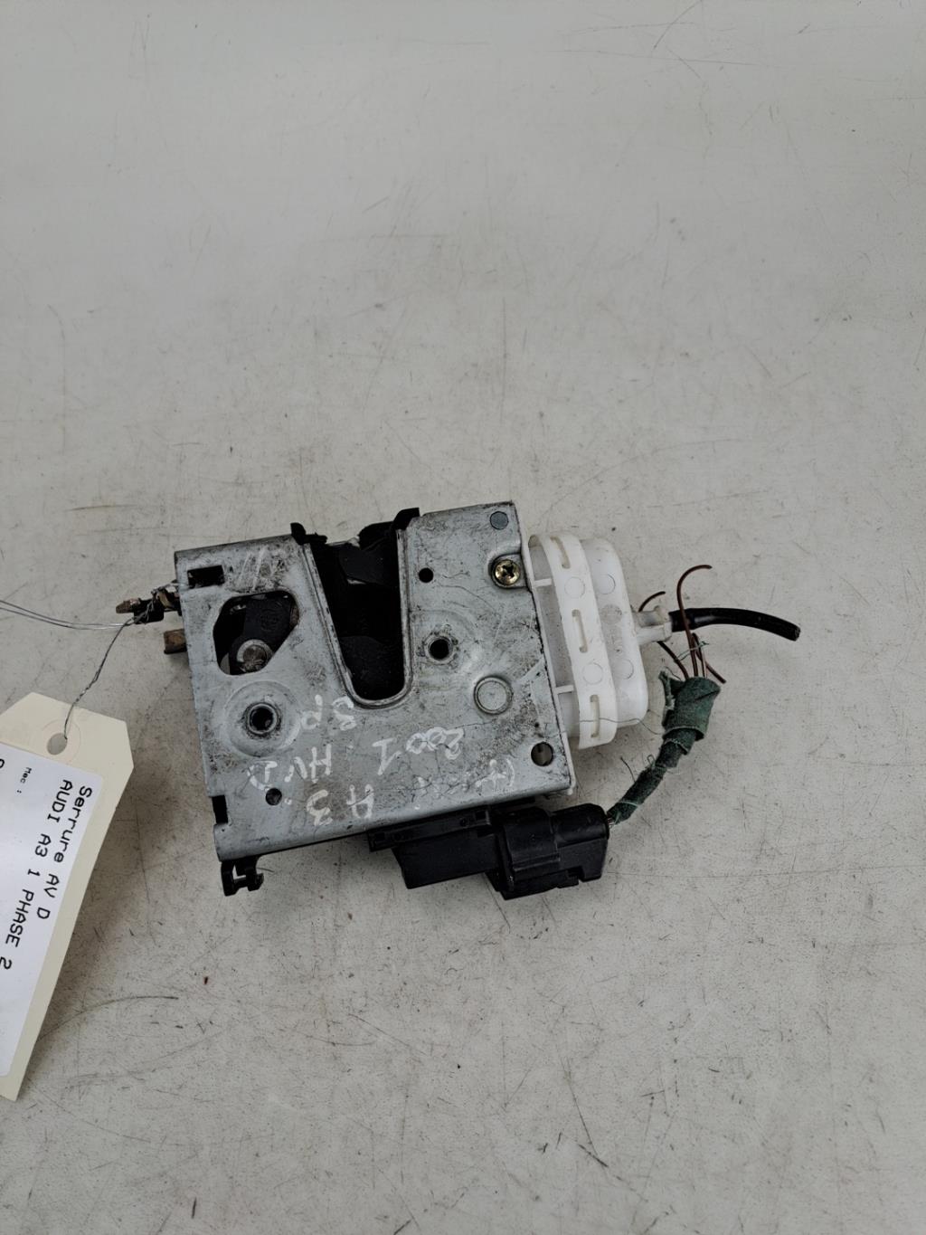 Serrure avant droit AUDI A3 1 PHASE 2  - 1