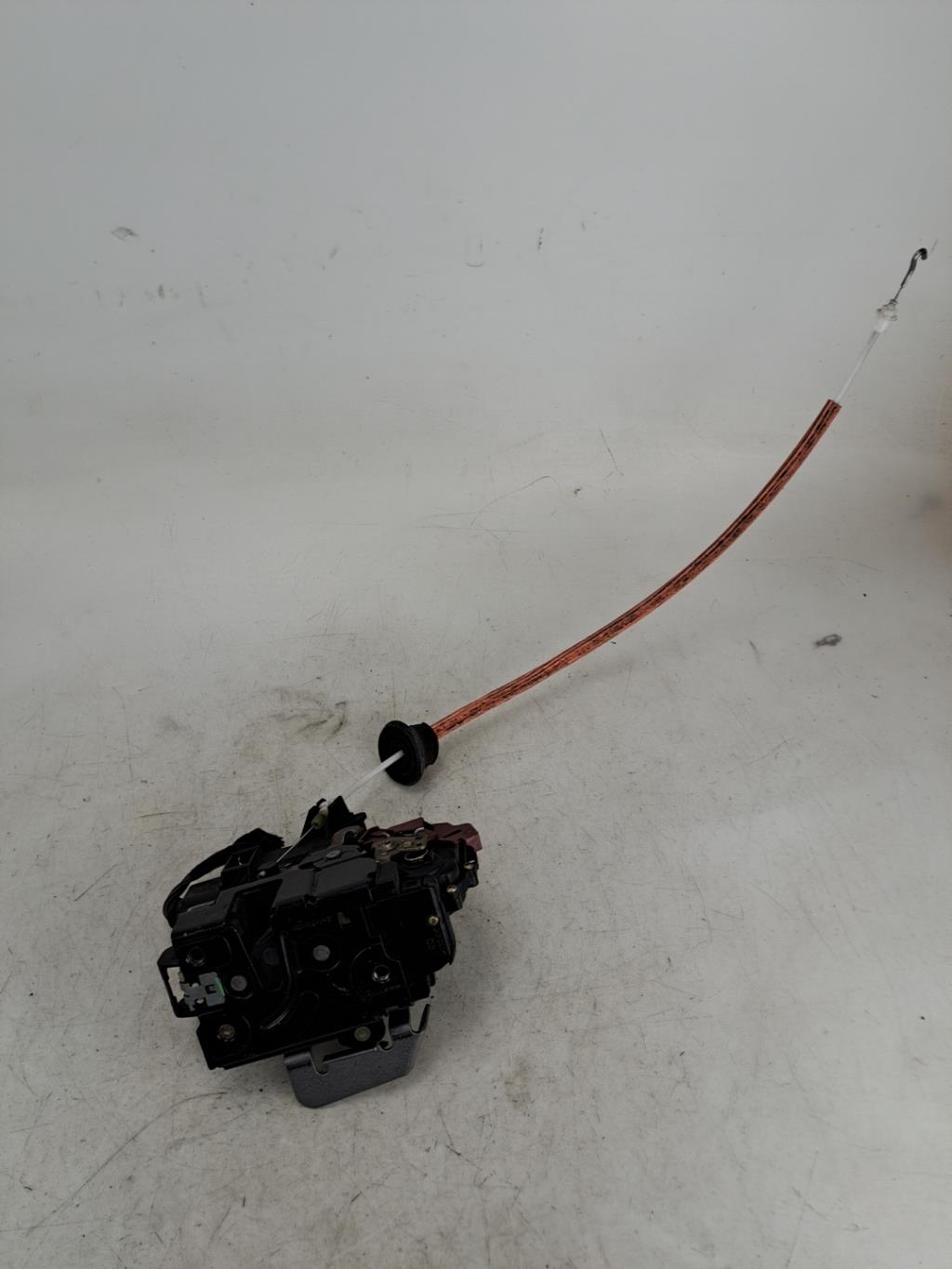 Serrure avant droit AUDI A3 2 PHASE 1  - 1