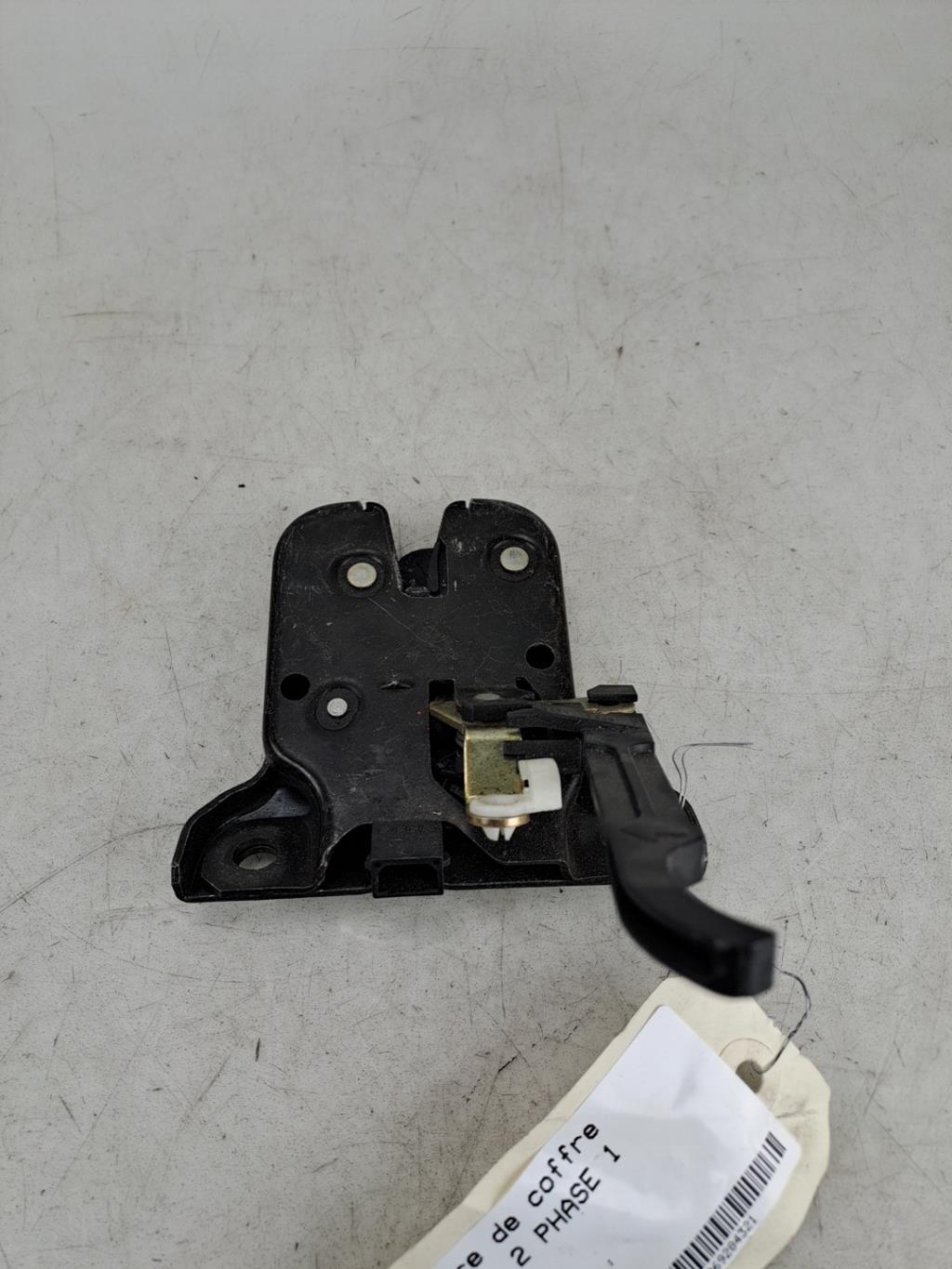 Serrure de coffre AUDI A3 2 PHASE 1  - 1