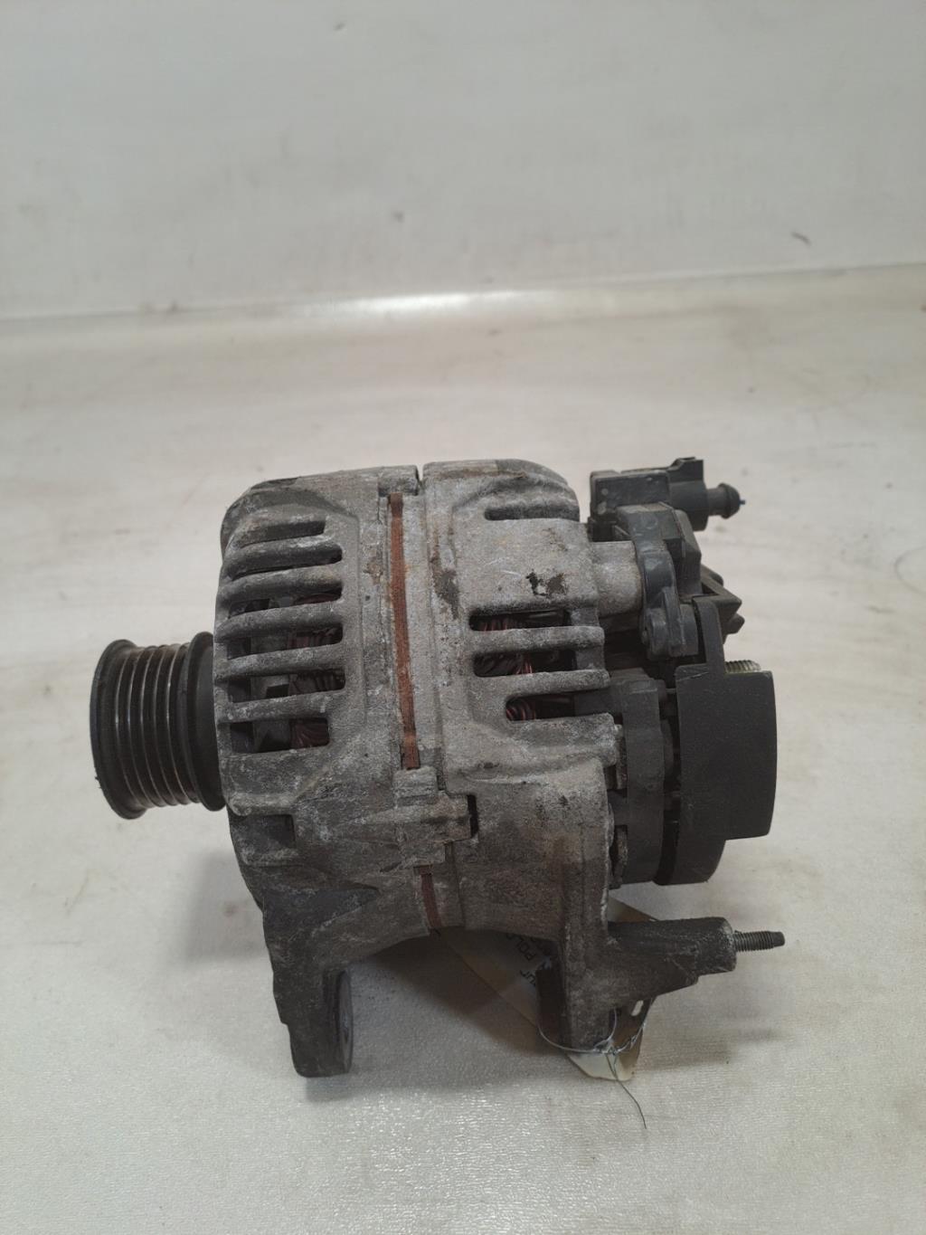 Alternatore VOLKSWAGEN POLO 3 PHASE 2 Gasolina - 1