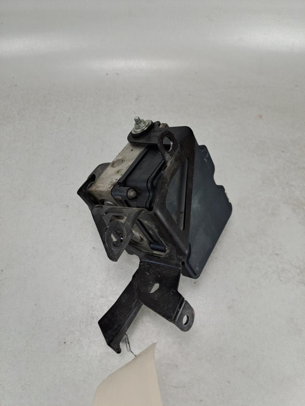 Blocco ABS (antibloccaggio freni) RENAULT TWINGO 3 PHASE 1 Gasolina - 1