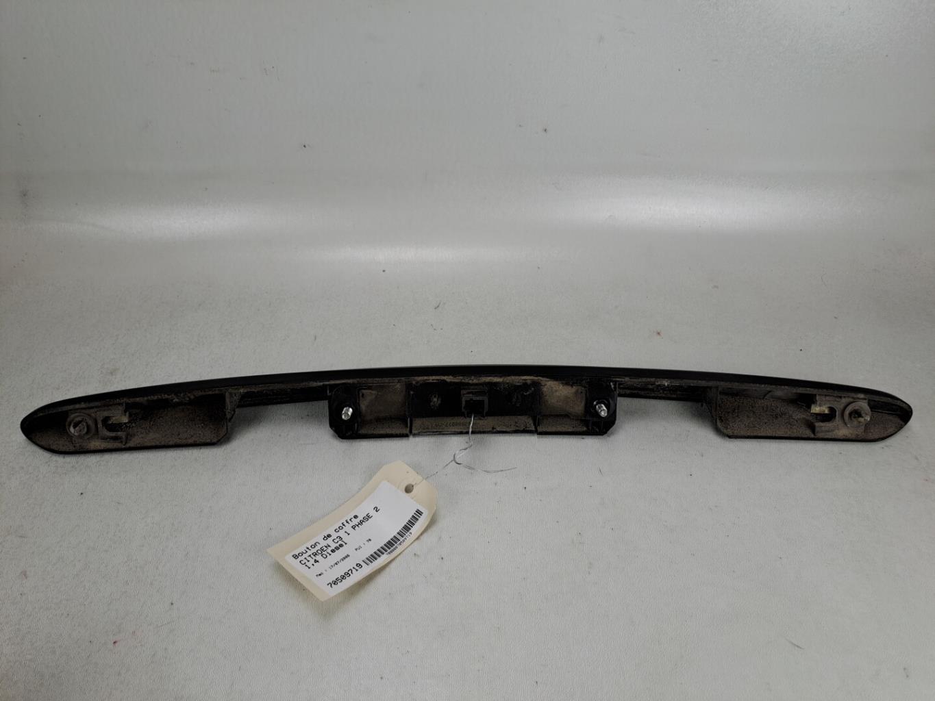 Bouton de coffre CITROEN C3 1 PHASE 2 Diesel - 1