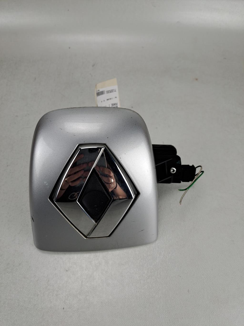 Bouton de coffre RENAULT CLIO 2 CAMPUS PHASE 1 Diesel - 1