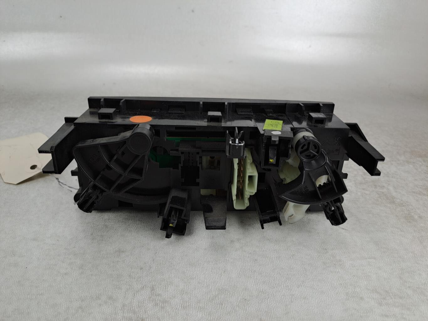 Commande chauffage PEUGEOT 207 PHASE 1 Essence - 1