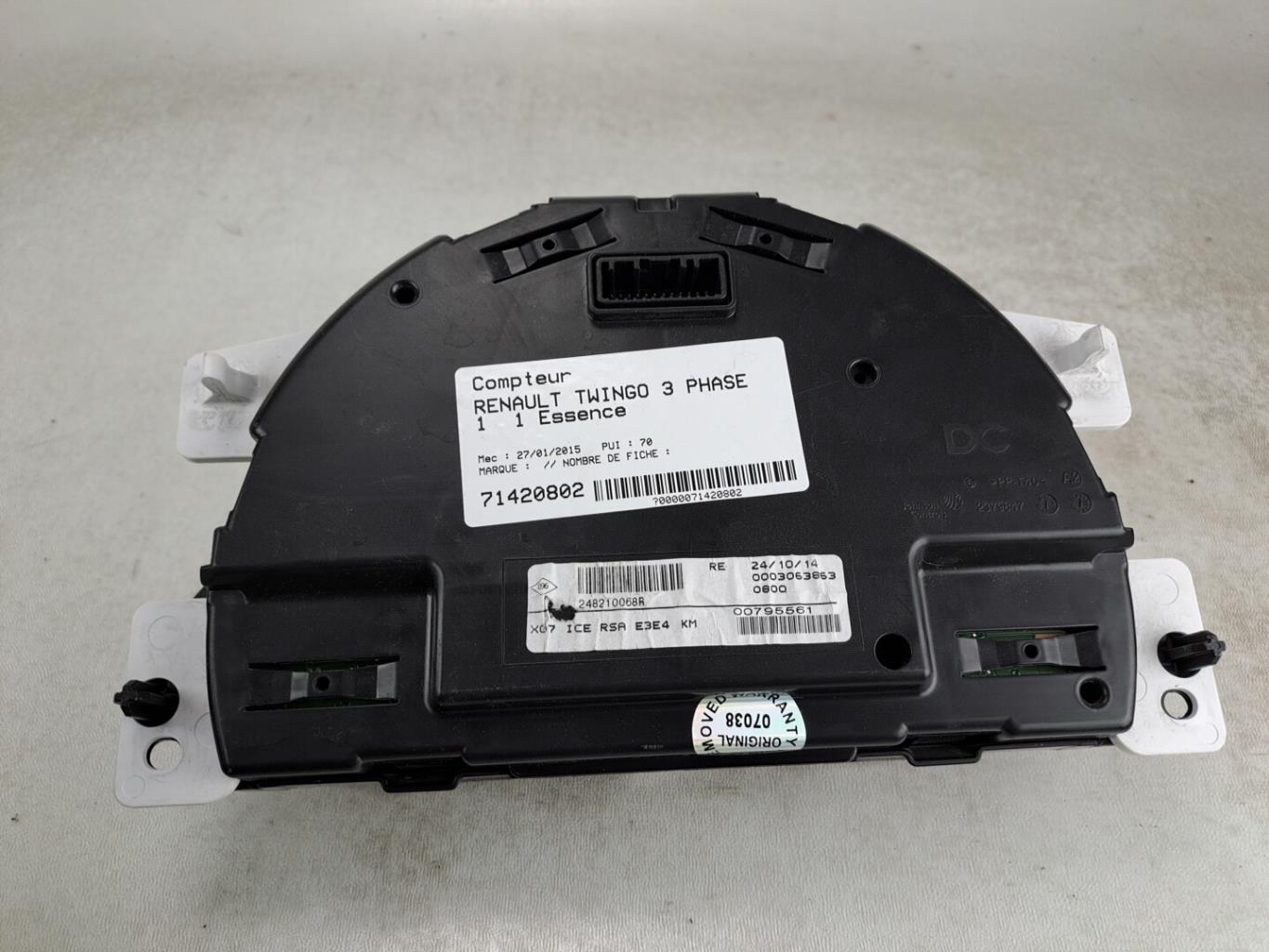 Compteur RENAULT TWINGO 3 PHASE 1 Essence - 1