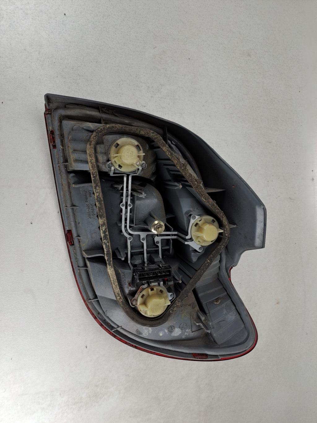 Fanale posteriore principale destro (luci) TOYOTA YARIS 1 PHASE 1 Gasolina - 1