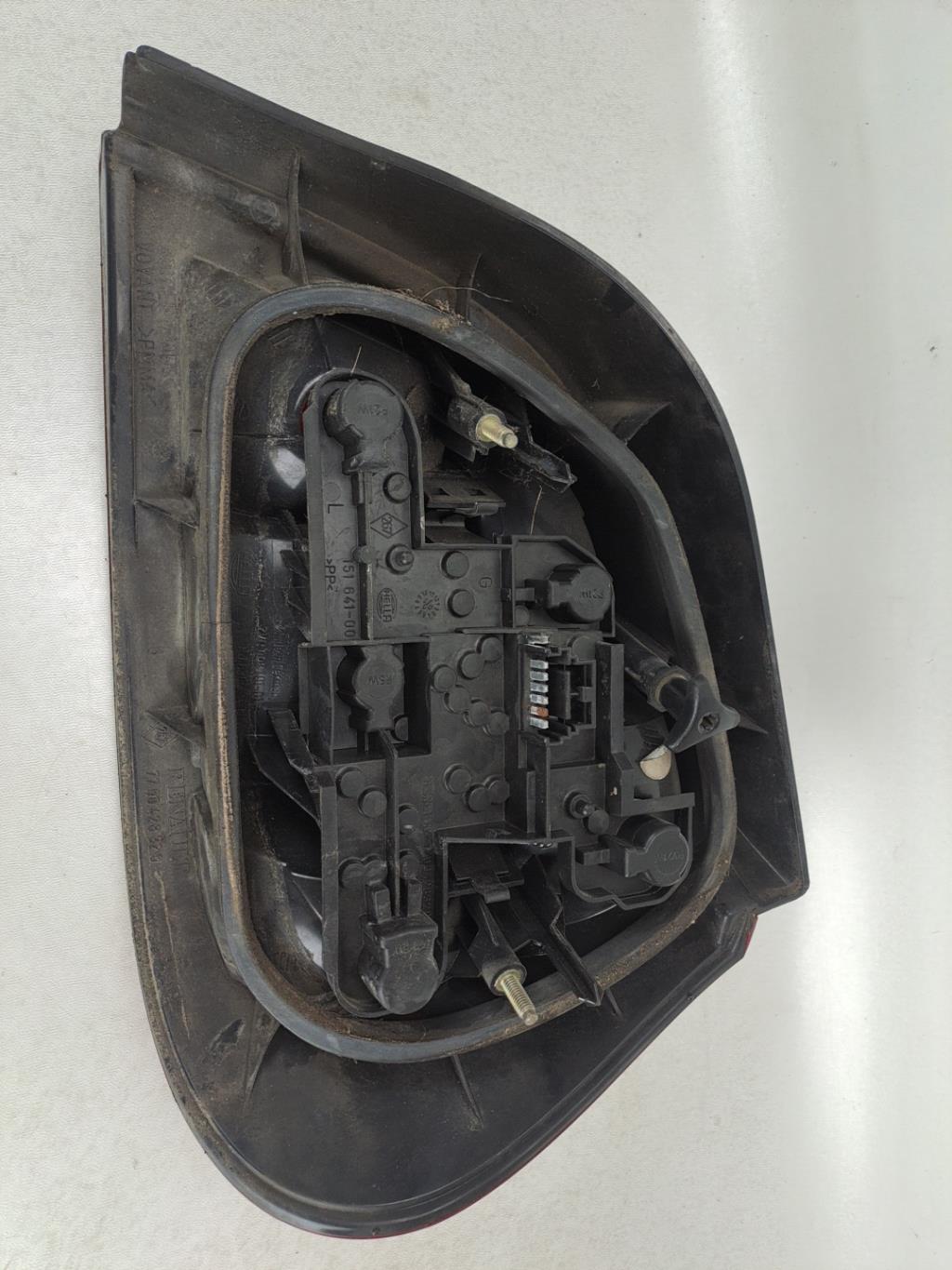 Fanale posteriore principale sinistro (luci) RENAULT MEGANE 1 PHASE 2 Diésel - 1