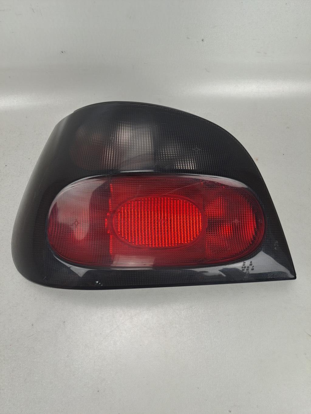 Fanale posteriore principale sinistro (luci) RENAULT MEGANE 1 PHASE 1 Diésel - 1