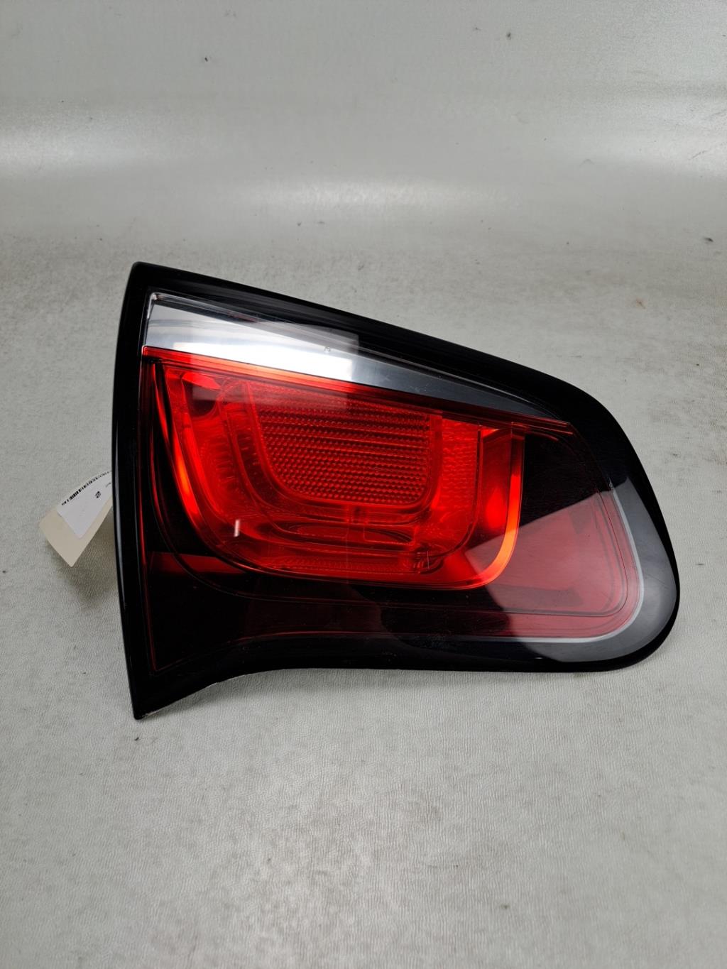 Feu arriere secondaire gauche (feux) CITROEN C3 2 PHASE 2 Essence - 1