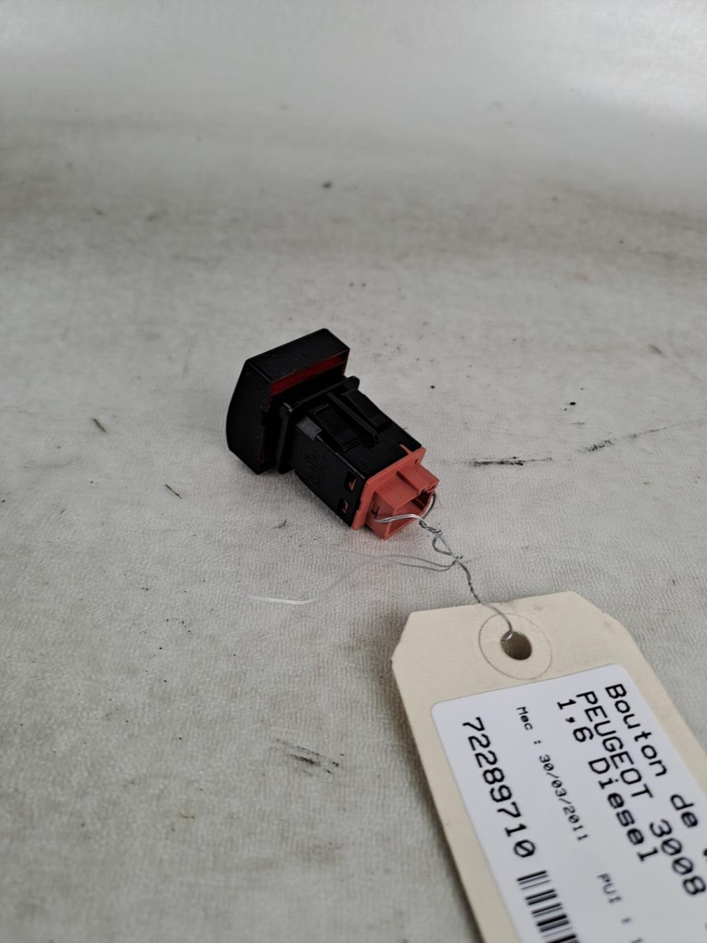 Interruttore luci emergenza PEUGEOT 3008 1 PHASE 1 Diésel - 1
