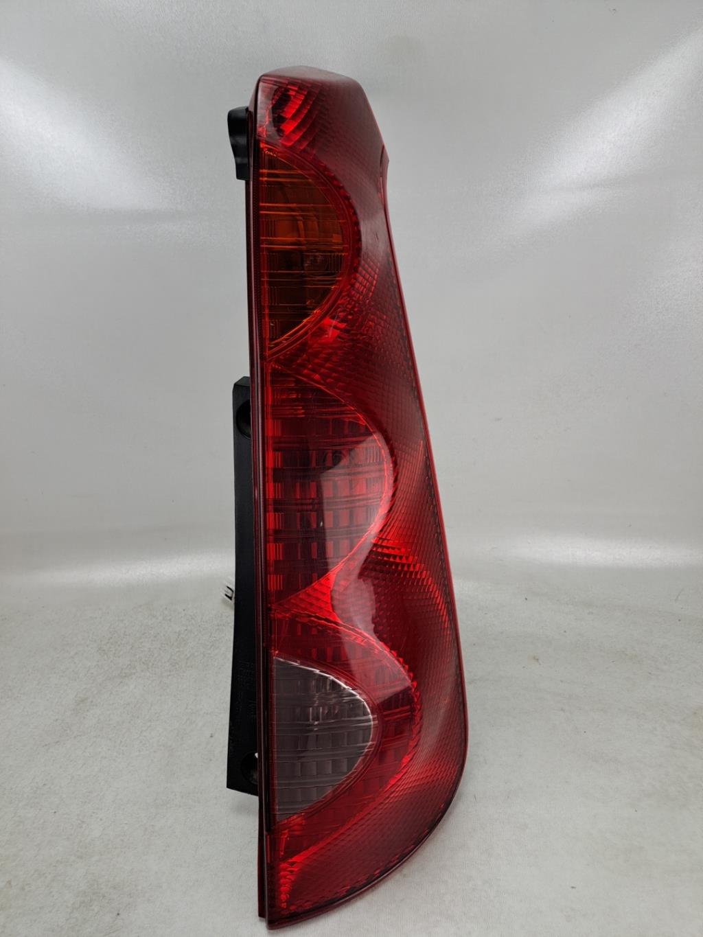 Fanale posteriore principale destro (luci) NISSAN NOTE 1 PHASE 2 Diésel - 1