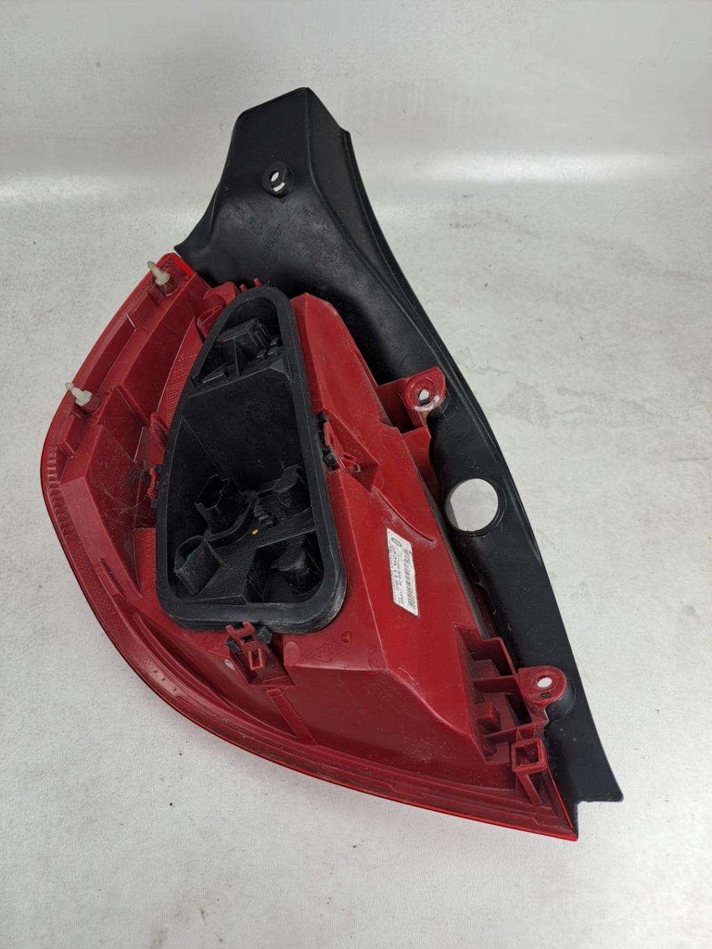 Fanale posteriore principale destro (luci) RENAULT CLIO 3 PHASE 2 Diésel - 1