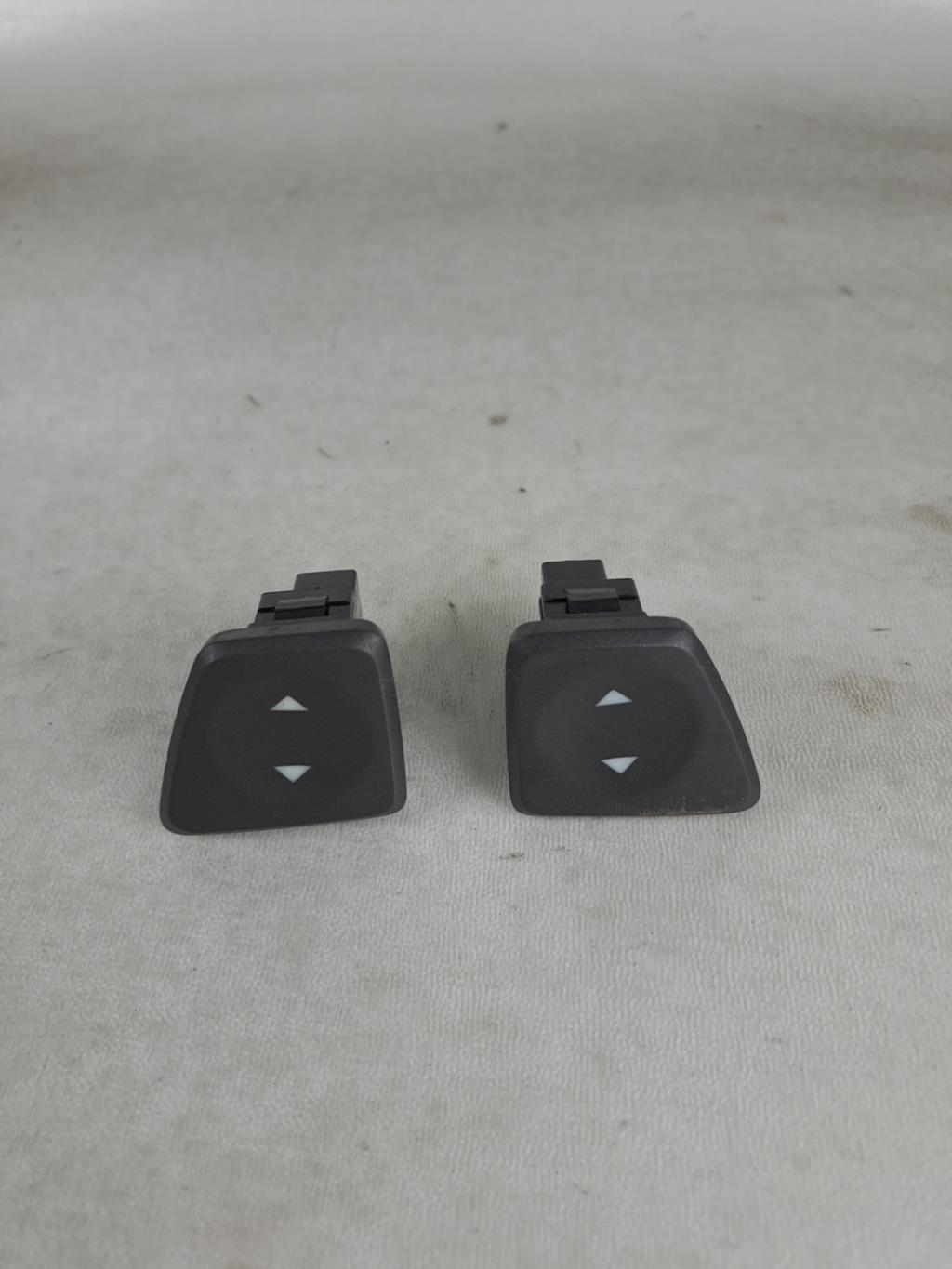 Interruttore lavacristalli anteriore sinistro FIAT 500 2 CABRIO PHASE 1 Gasolina - 1