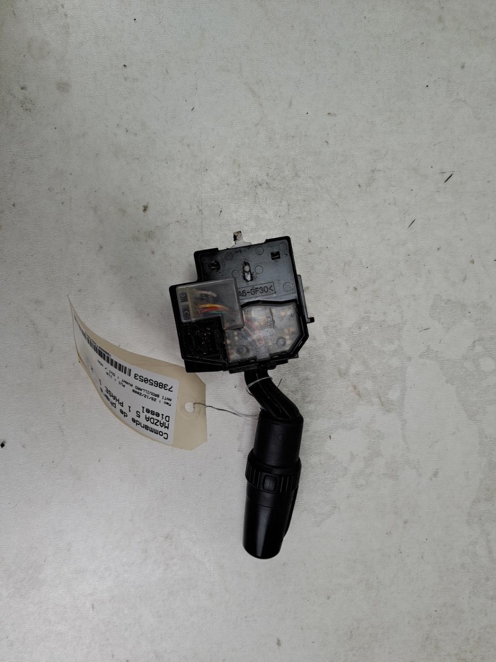 Commande de phare MAZDA 5 1 PHASE 1 Diesel - 1