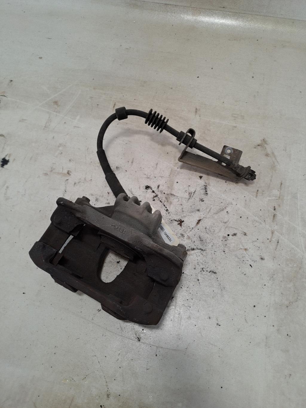 Pinza freni anteriore sinistra PEUGEOT 3008 1 PHASE 1 Diésel - 1