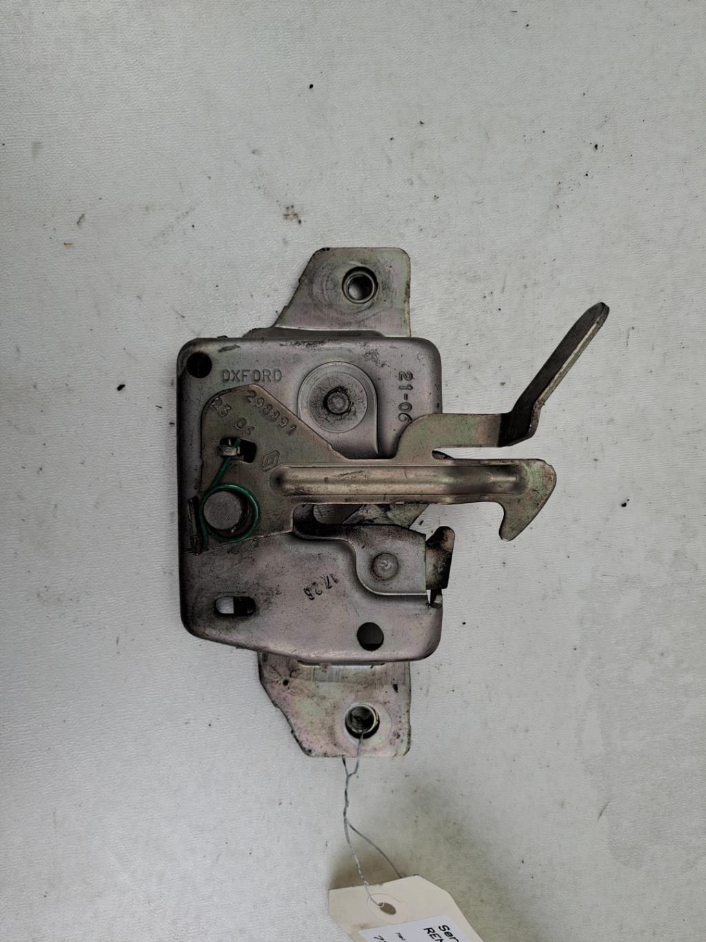 Serrure de capot RENAULT CLIO 3 PHASE 1  - 1