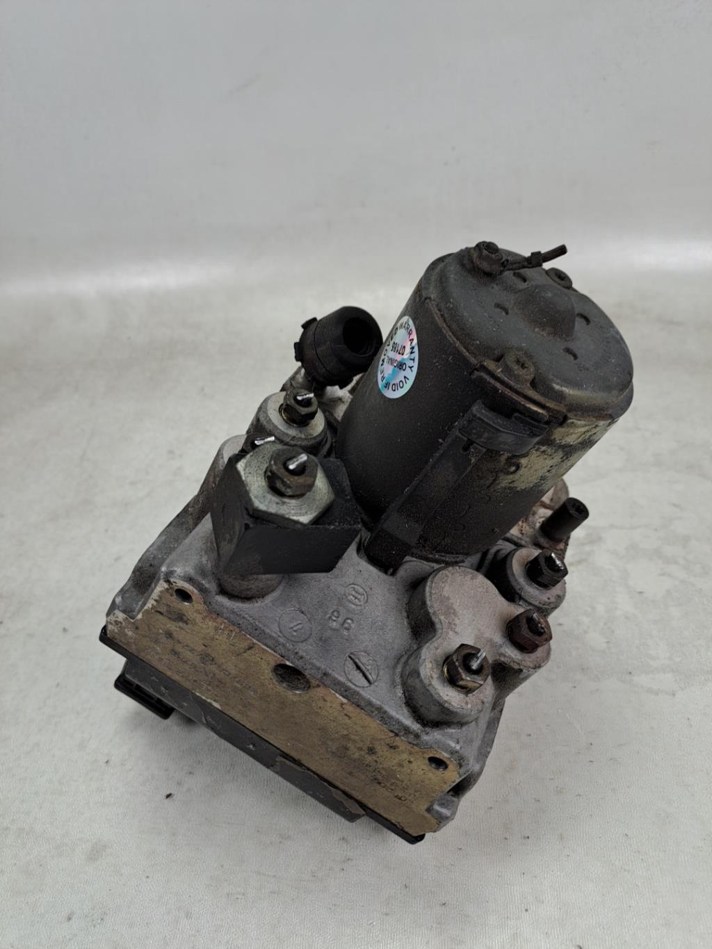 Blocco ABS (antibloccaggio freni) MERCEDES CLASSE E 210 PHASE 1  - 1