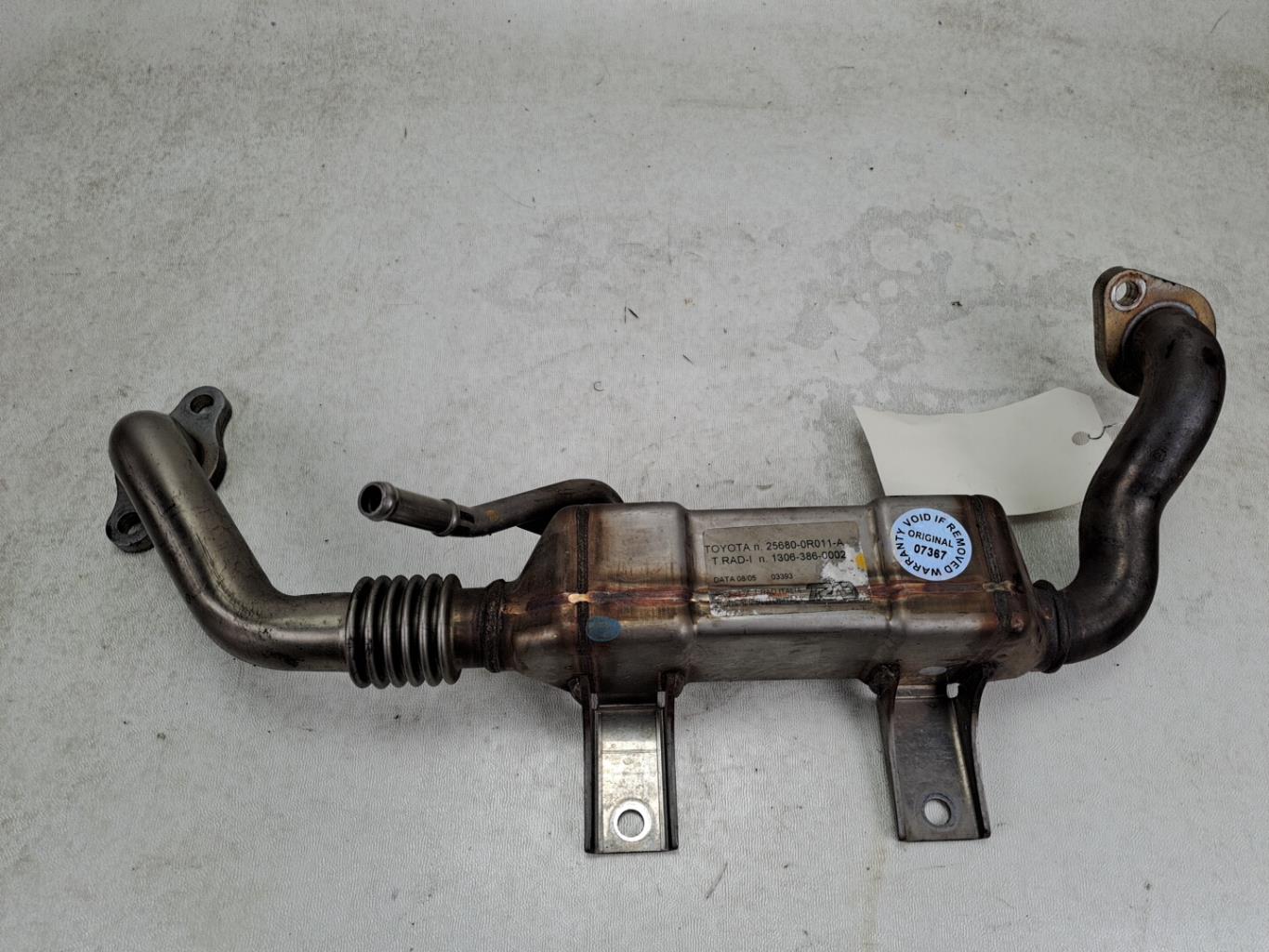 Boitier eau TOYOTA AURIS 1 PHASE 1 Diesel - 1