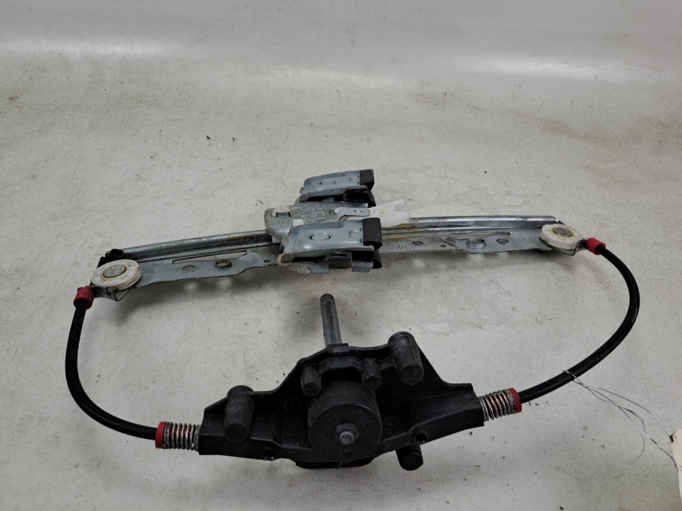 Alzacristalli manuale posteriore destro FORD FIESTA 6 PHASE 2 Gasolina - 1