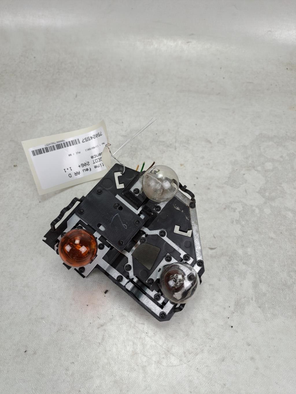 Base portalampade fanale posteriore destro PEUGEOT 206+ Gasolina - 1
