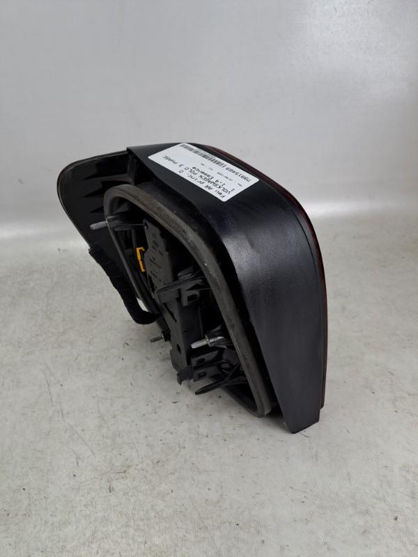 Fanale posteriore principale destro (luci) VOLKSWAGEN POLO 3 PHASE 1 Gasolina - 1