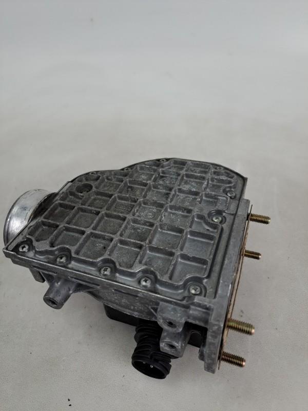 Boitier papillon BMW SERIE 3 E36 Essence - 1