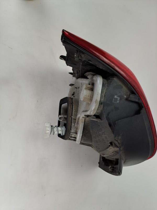 Fanale posteriore principale destro (luci) VOLKSWAGEN POLO 5 PHASE 1 Diésel - 1