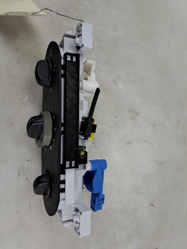 Commande chauffage DACIA SANDERO 1  - 1