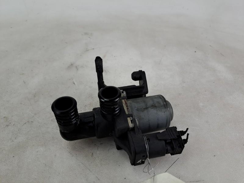Robinet de chauffage BMW Z3 E36 ROADSTER CABRIOLET Essence - 1