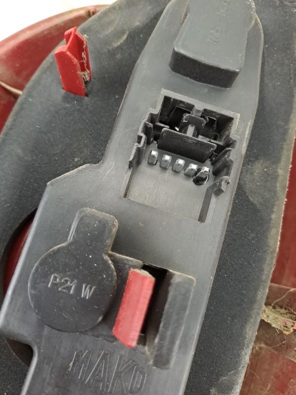 Fanale posteriore principale destro (luci) RENAULT MEGANE 1 BREAK Gasolina - 1