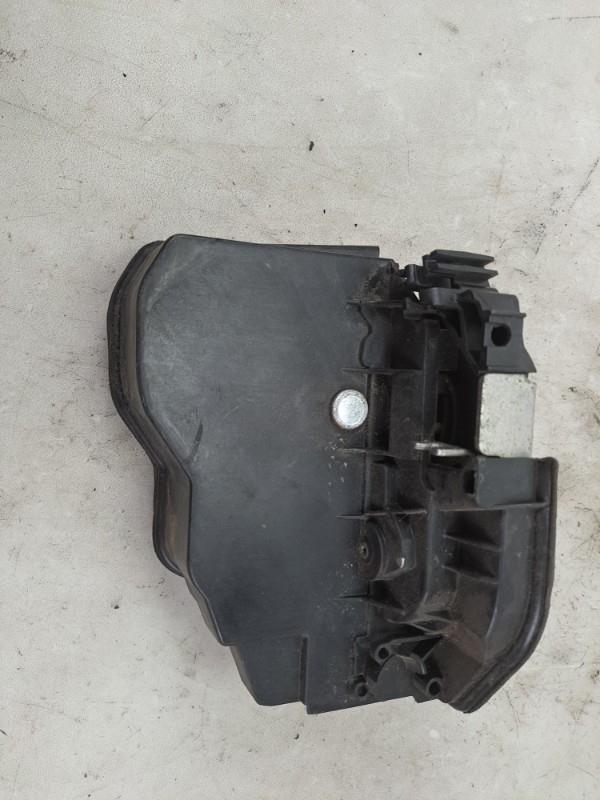 Serratura posteriore destra BMW SERIE 1 E87 PHASE 2 Diésel - 1