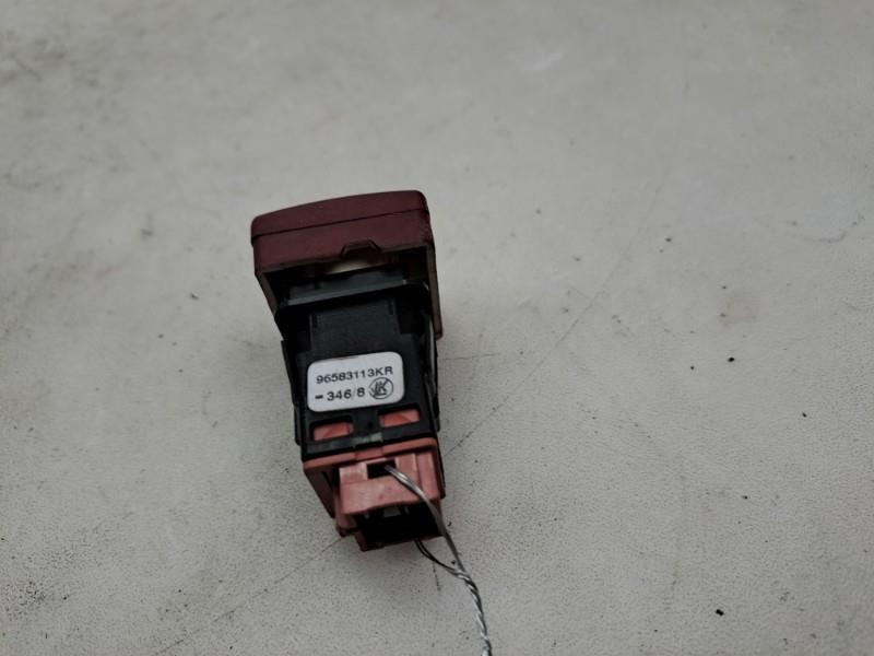 Bouton de warning CITROEN BERLINGO 2 PHASE 1  - 1