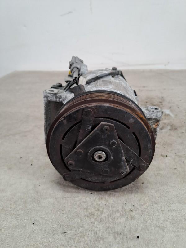 Compresseur clim RENAULT CLIO 4 PHASE 1 BREAK Essence - 1