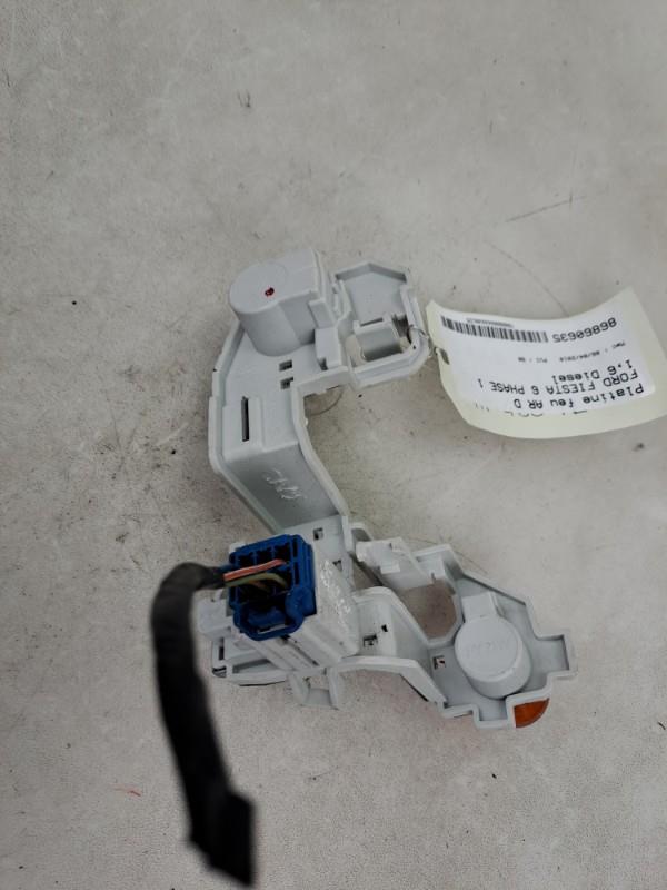 Base portalampade fanale posteriore destro FORD FIESTA 6 PHASE 1 Diésel - 1