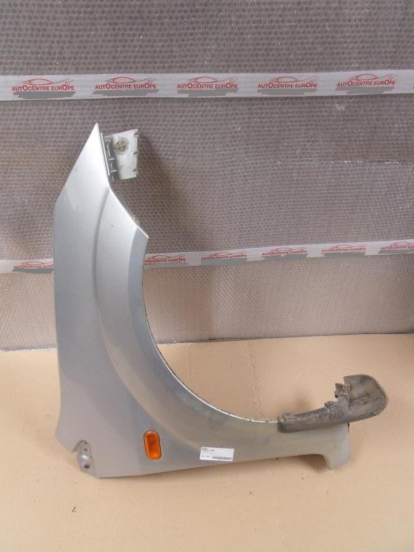 Parafango anteriore destro FORD FIESTA 5 PHASE 1  - 1