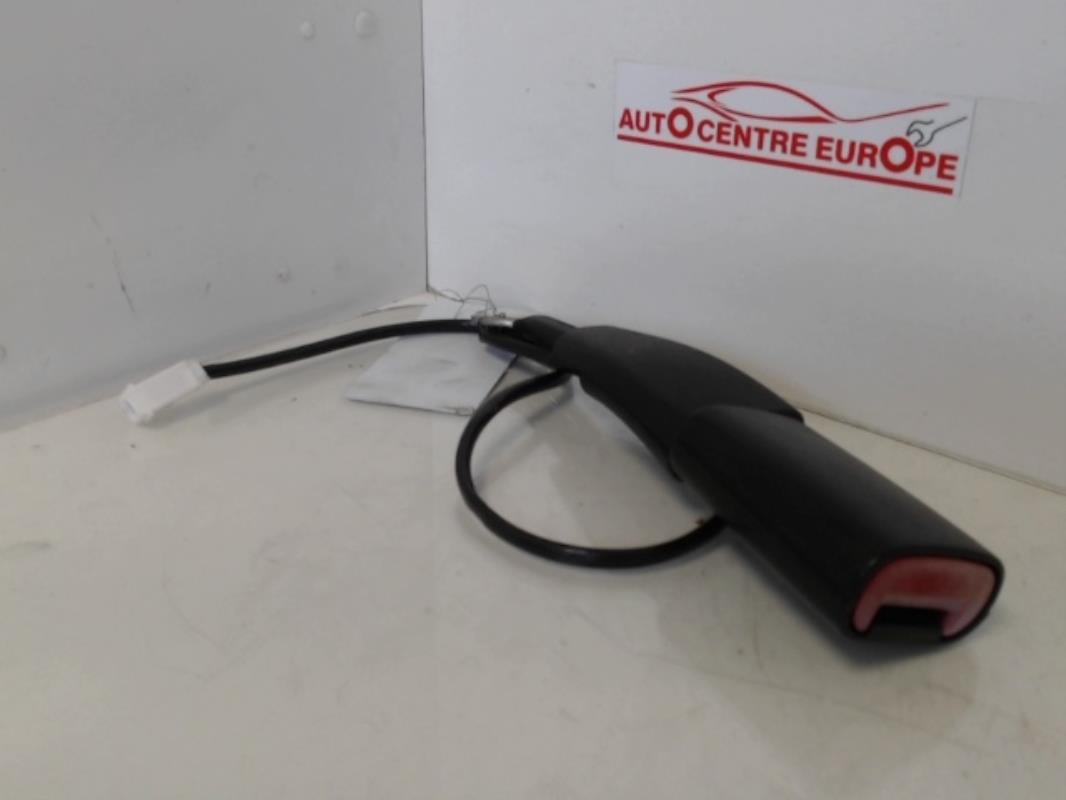 Aggancio cintura sicurezza anteriore sinistro ALFA ROMEO 147 PHASE 1 Diésel - 1
