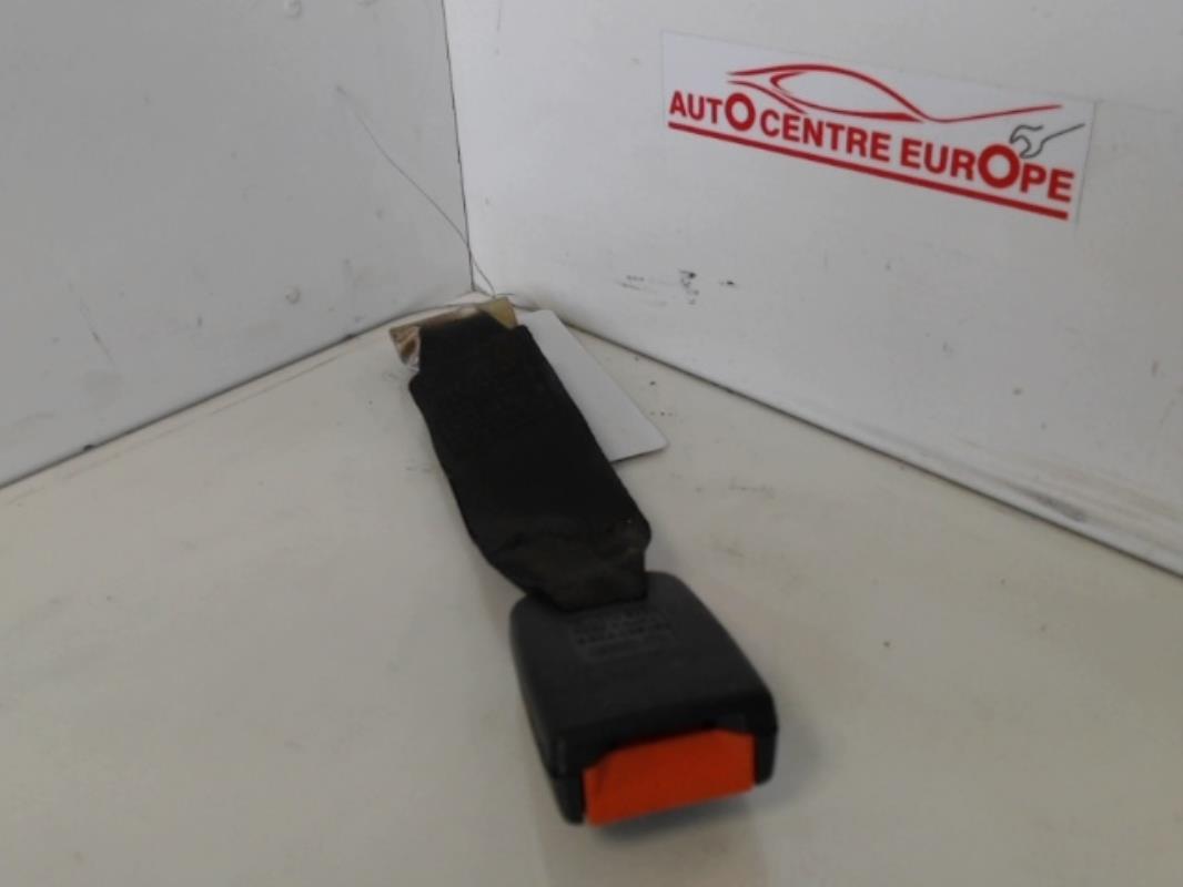 Aggancio cintura sicurezza posteriore destro VOLKSWAGEN GOLF 2 Gasolina - 1