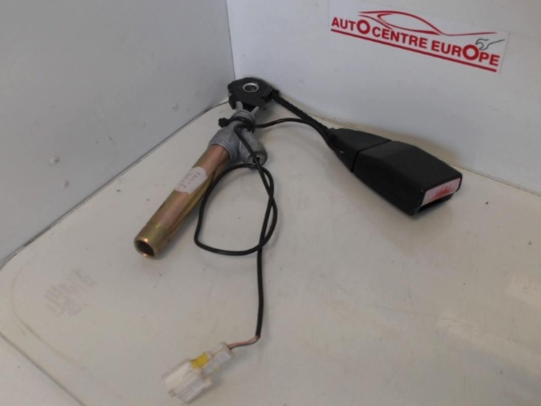 Aggancio cintura sicurezza anteriore sinistro RENAULT CLIO 2 PHASE 1 Gasolina - 1