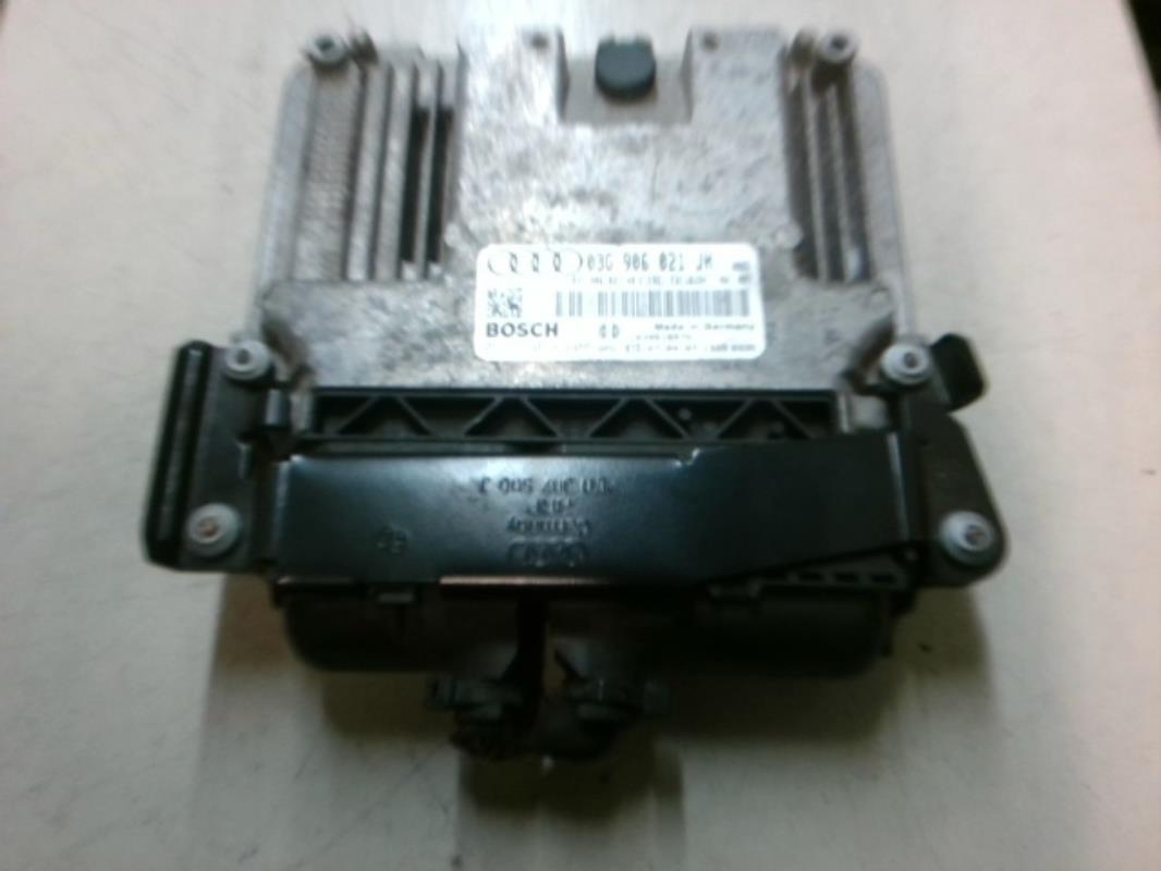 Calculateur moteur AUDI A3 2 SPORTBACK PHASE 1 Diesel - 1
