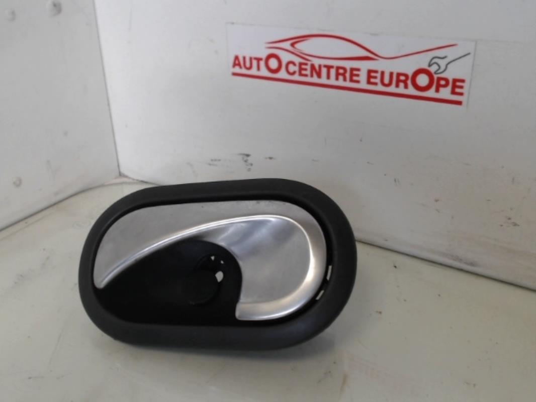 Maniglia interna posteriore sinistra RENAULT MEGANE 2 PHASE 2 Diésel - 1