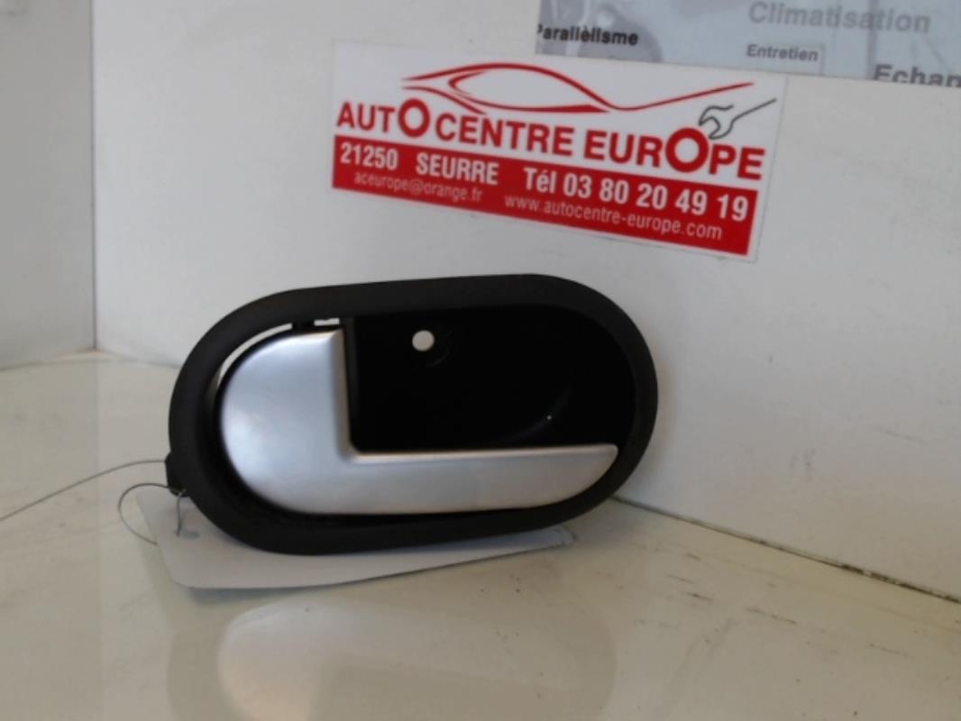 Maniglia interna posteriore sinistra FORD FIESTA 5 PHASE 2 Diésel - 1
